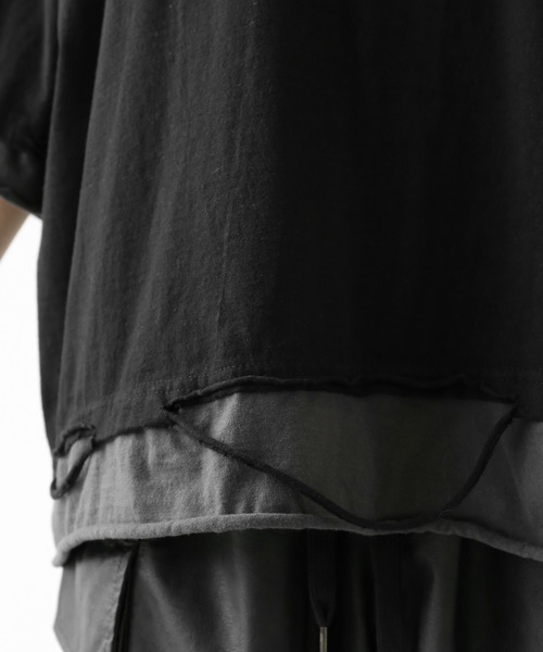 minsobi(ミンソビ)の「レイヤード風ドッキングデザイン 切りっぱなし 半袖 パーカー(ユニセックス)(Tシャツ/カットソー・メンズ・ブラック・FREE)」の17枚目の写真