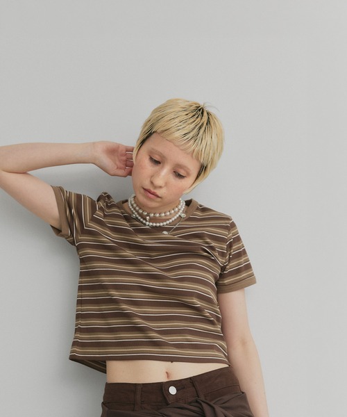 ad thie(アドティエ)の「コンパクト ランダムボーダー リンガー Tシャツ(Tシャツ/カットソー・レディース・アイボリー/ブルー/グレー/ブラウン・FREE)」の17枚目の写真
