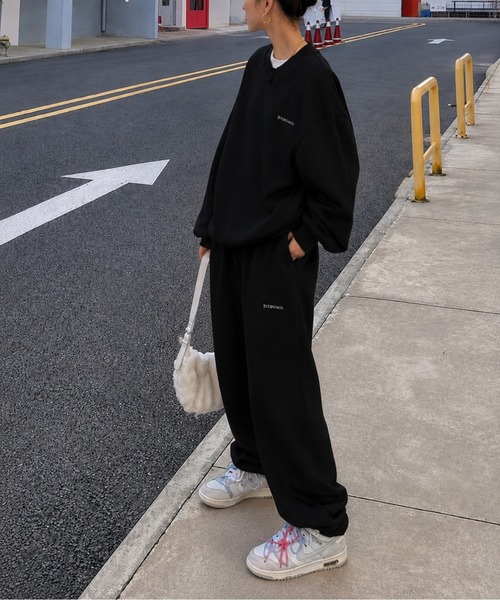 boemy(ボエミー)の「ワンポイント ロゴスウェット 上下セット(スウェット・レディース・グレー/ブラック・M/L/XL)」の5枚目の写真