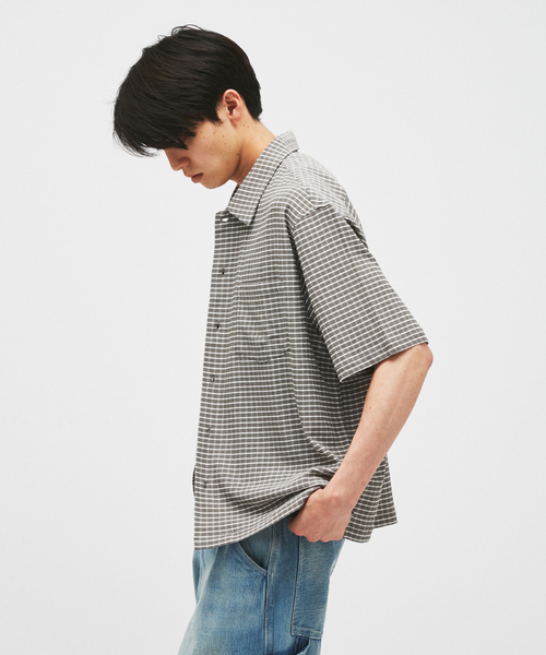 JOURNAL STANDARD(ジャーナルスタンダード)の「チェック サッカー 半袖 シャツ(シャツ/ブラウス・メンズ・ブラック/ライトグレー/サックスブルー/レッド・MEDIUM/LARGE)」の21枚目の写真