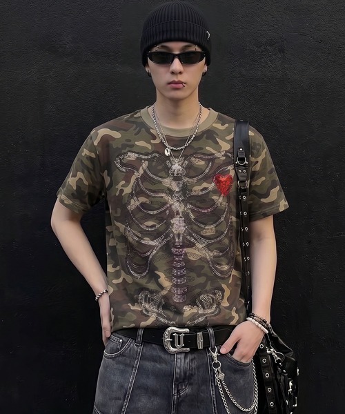 SPINNS（スピンズ）の「短丈スケルトンプリントTシャツ/ラインストーンデザイン（Tシャツ/カットソー・メンズ・ブラック/イエローゴールド/ブラック系その他・ONESIZE）」の3枚目の写真