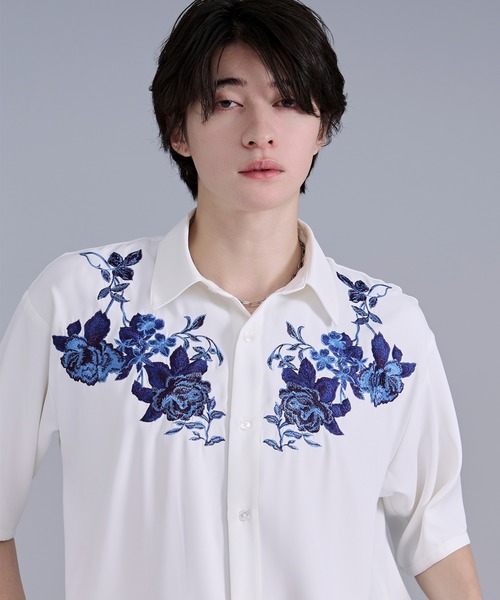 Ellno Loset(エルノロゼット)の「フラワー刺繍トロミレギュラーシャツ(シャツ/ブラウス・メンズ・ミント/ブラック/オフホワイト・MEDIUM/SMALL/LARGE)」の4枚目の写真