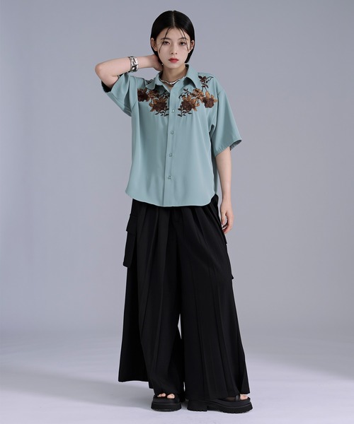 Ellno Loset(エルノロゼット)の「フラワー刺繍トロミレギュラーシャツ(シャツ/ブラウス・メンズ・ミント/ブラック/オフホワイト・MEDIUM/SMALL/LARGE)」の18枚目の写真