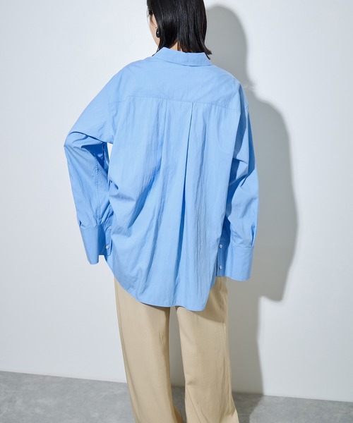 ADAM ET ROPE'（アダムエロペ）の「【サステナブル】チェック&ソリッド スリットシャツ（シャツ/ブラウス・レディース・サックスブルー/ブラウン系その他/オフホワイト/ホワイト・FREE）」の7枚目の写真