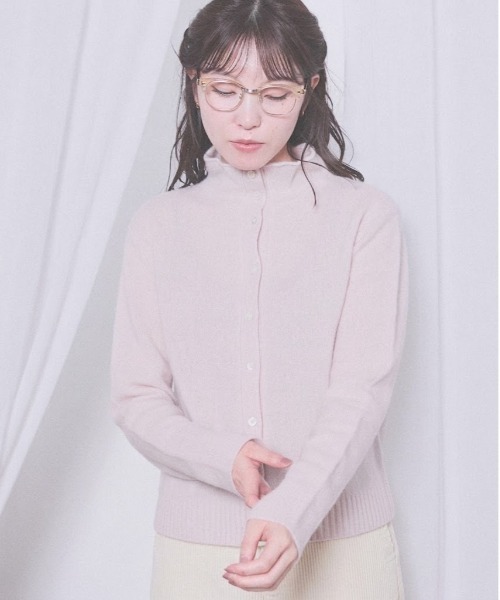fig London(フィグロンドン)の「AIRLYS cardigan(ニット/セーター・レディース・ネイビー/ピンク/サックスブルー/アイボリー・FREE)」の4枚目の写真