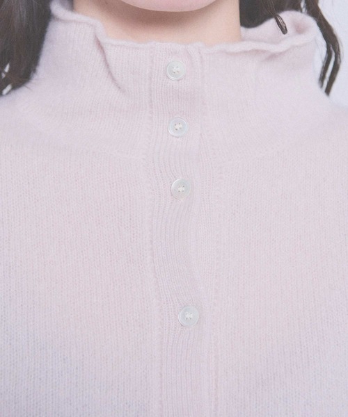 fig London(フィグロンドン)の「AIRLYS cardigan(ニット/セーター・レディース・ネイビー/ピンク/サックスブルー/アイボリー・FREE)」の10枚目の写真