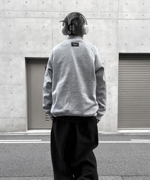 YACA（ヤーカ）の「zip sweat pullover/ジップスウェットプルオーバー（スウェット・レディース・ブラック/グレー・FREE）」の6枚目の写真