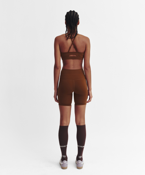 MENASOO(ミナス)の「Cross Strap Bra Top_Brown(チューブトップ・レディース・ブラウン・MEDIUM/LARGE/SMALL)」の4枚目の写真