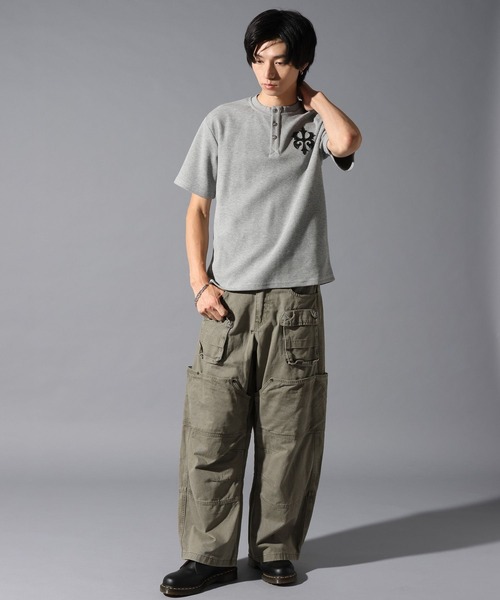 LAND MUSEUM(ランドミュージアム)の「LAND MUSEUM/オーバーフィットカーゴパンツ(カーゴパンツ・メンズ・カーキ/ブラック・MEDIUM/LARGE)」の21枚目の写真