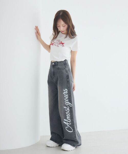 ems excite(エムズエキサイト)の「ロゴプリントデニムパンツ(デニムパンツ・レディース・ライトグレー/インディゴブルー/ケミカルウォッシュ・SMALL/MEDIUM)」の8枚目の写真