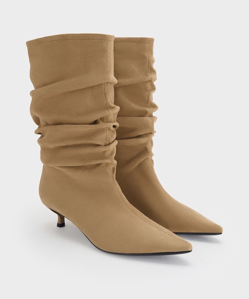 CHARLES & KEITH（チャールズ & キース）の「ルーシュド キトゥンヒール カーフ ブーツ（ブーツ・レディース・ブラウン系その他7/サンドベージュ・23.5cm/23cm/22.5cm/25cm/24.5cm）」の6枚目の写真