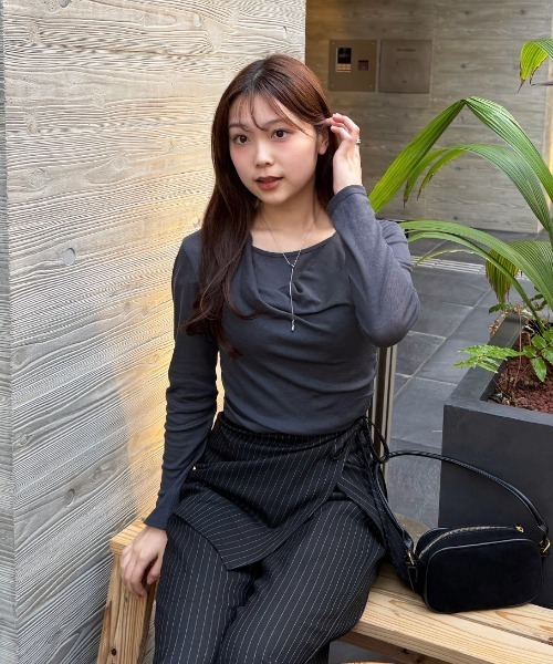 Nulli(ヌリ)の「シアーレイヤードトップス(Tシャツ/カットソー・レディース・ブラック/ダークグレー/ブラウン/アイボリー・FREE)」の12枚目の写真