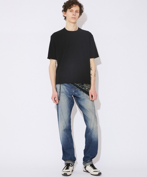 beautiful people（ビューティフルピープル）の「hight twist jersey regular-fit back foil print T-shirts（Tシャツ/カットソー・レディース・ブラック・38）」の2枚目の写真