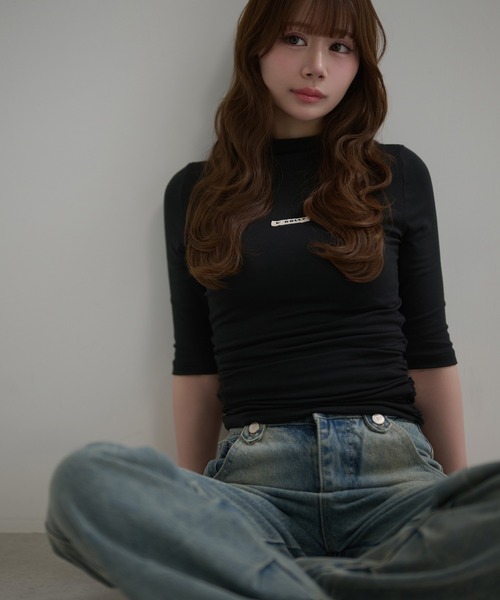 M DOLLY（エムドリー）の「*M DOLLY original* Side shirring logo tops / サイドシャーリングロゴトップス（Tシャツ/カットソー・レディース・アイボリー/グレー/ブラック・FREE）」の6枚目の写真