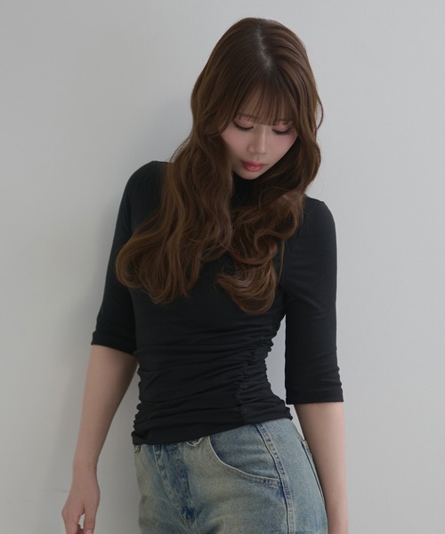 M DOLLY（エムドリー）の「*M DOLLY original* Side shirring logo tops / サイドシャーリングロゴトップス（Tシャツ/カットソー・レディース・アイボリー/グレー/ブラック・FREE）」の7枚目の写真