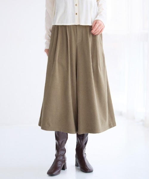 alotta(アロッタ)の「なめらか起毛ガウチョパンツ ショート(その他パンツ・レディース・モカ/ブラック/ボルドー/チャコール・M/LL/L)」の17枚目の写真