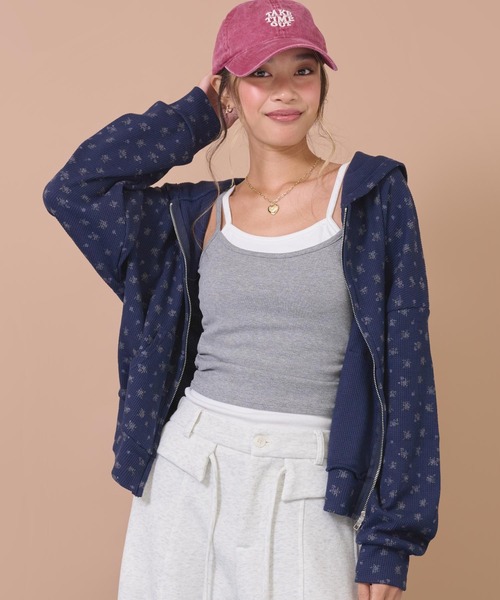 anap mimpi(アナップミンピ)の「花柄ワッフルジップパーカー(パーカー・レディース・グレー/ネイビー・F)」の18枚目の写真