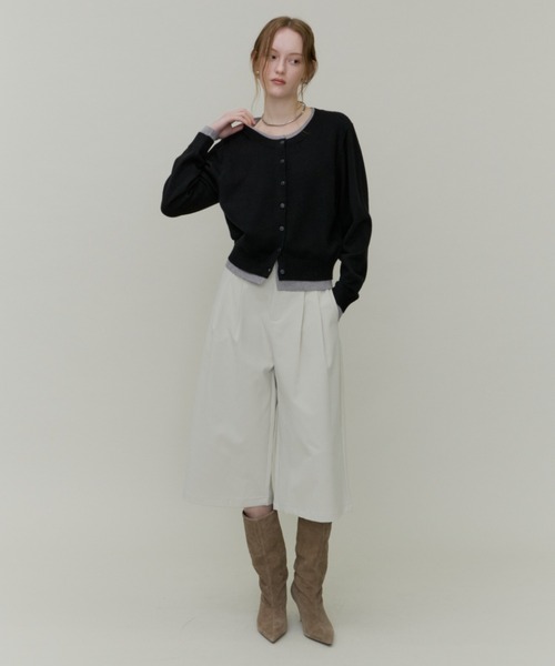 Plumel(プルメル)の「Bi-color Layered Like Knit Cardigan / バイカラーレイヤードライクニットカーディガン(ニット/セーター・レディース・ブラック/ベージュ/サックスブルー・MEDIUM)」の21枚目の写真