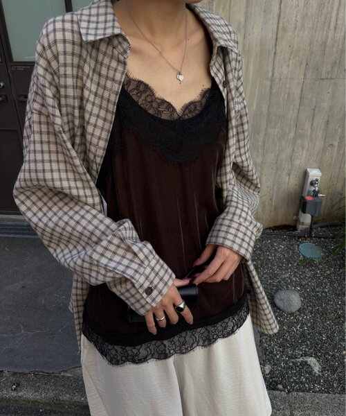 goocy(グーシー)の「ベロアレースキャミソール(タンクトップ・レディース・ブラック/ブラウン・FREE)」の2枚目の写真