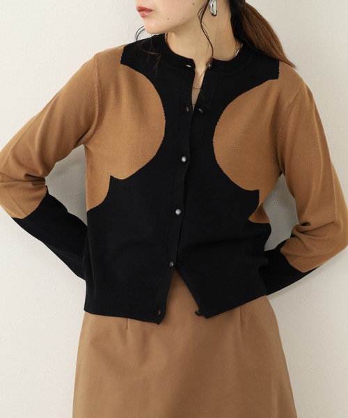 Orla Kiely(-)の「グランドペタル カーディガン(カーディガン/ボレロ・レディース・ブラック・36/S)」の4枚目の写真