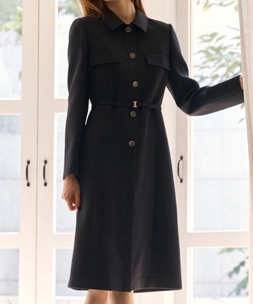 YUGA(ユーガ)の「YUGA_YGMC Korean-style Button-front dress(ワンピース・レディース・ブラック/ライトグレー・M)」の2枚目の写真