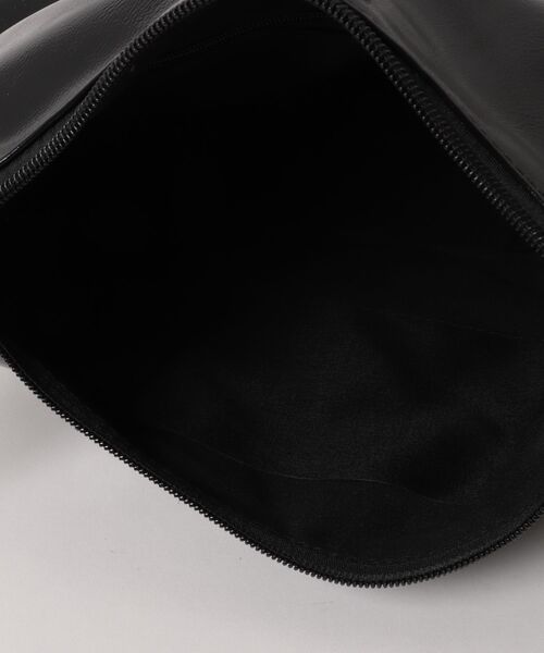 ammy.(エイミードット)の「【 ammy. / エイミードット 】 ワイドバックル ベルトデザイン 2way ショルダーバッグ(ショルダーバッグ・レディース・ダークブラウン/ブラック・FREE)」の18枚目の写真