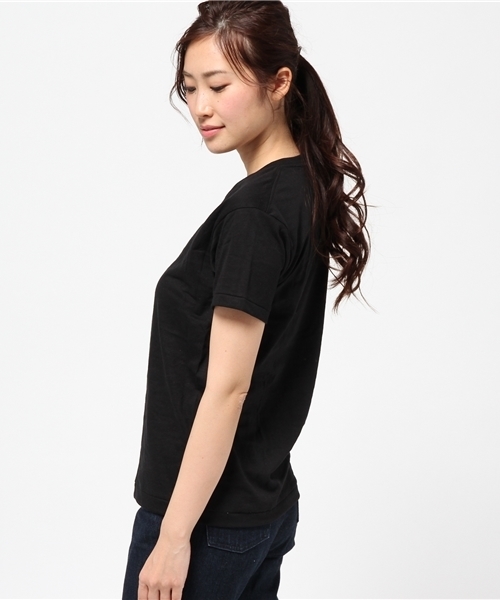 HANES（ヘインズ）の「◆VERY5月号掲載◆【Hanes(HM1-F002)】プレミアムジャパンフィット（Tシャツ/カットソー・レディース・ブラック・S(1)）」の6枚目の写真