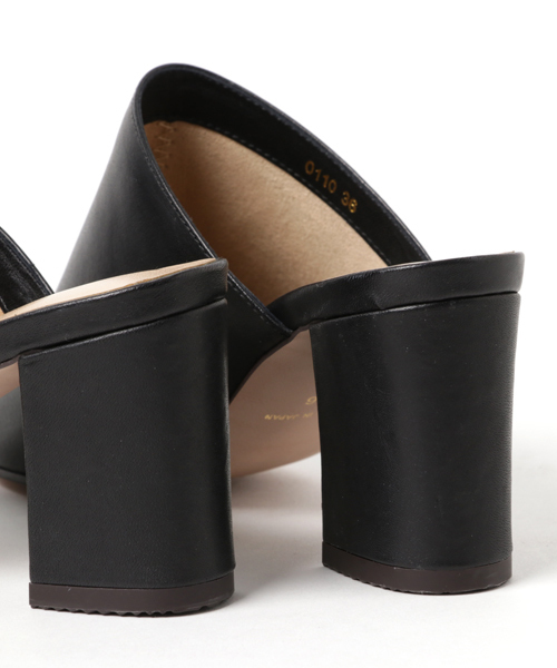 PEGGY LANA（ペギーラナ）の「ワイドベルトサンダル（サンダル・レディース・ブラック/ベージュ・36/38/37）」の9枚目の写真