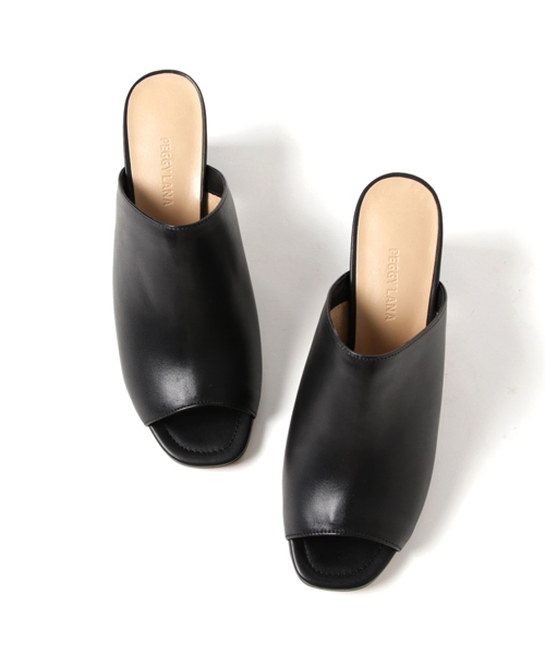 PEGGY LANA（ペギーラナ）の「ワイドベルトサンダル（サンダル・レディース・ブラック/ベージュ・36/38/37）」の3枚目の写真