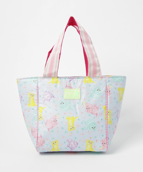 fafa（フェフェ）の「DANA I ランチバッグ（マグ/哺乳瓶/お食事グッズ・キッズ・アイボリー/サックスブルー/ラベンダー/ベージュ系その他/ミント・FREE）」の2枚目の写真