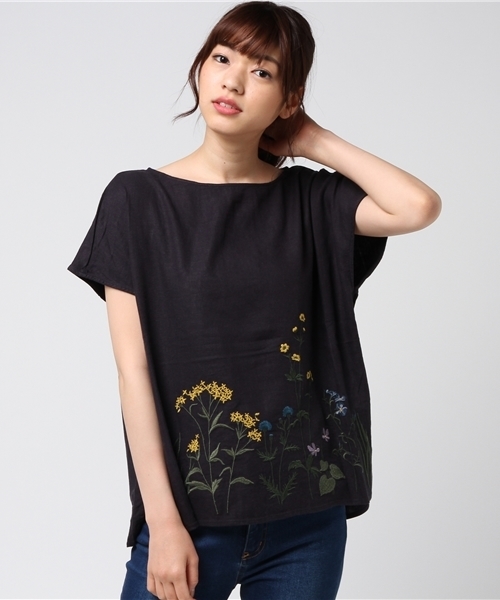 LBC(エルビーシー)の「レーヨンリネン裾刺繍ブラウス (シャツ/ブラウス・レディース・ホワイト/ブラック・MEDIUM/LARGE)」の1枚目の写真