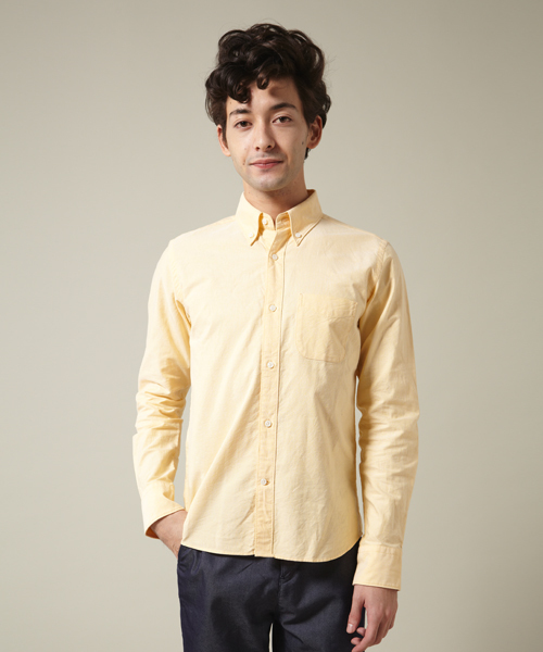 BEAMS(ビームス)の「○BEAMS / SKINNY オックスBDシャツ(シャツ/ブラウス・メンズ・ホワイト/ブラック/イエロー/ネイビー/パープル/ブルー・SMALL/MEDIUM/LARGE)」の1枚目の写真