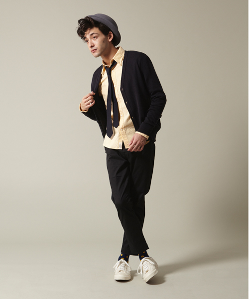 BEAMS(ビームス)の「○BEAMS / SKINNY オックスBDシャツ(シャツ/ブラウス・メンズ・ホワイト/ブラック/イエロー/ネイビー/パープル/ブルー・SMALL/MEDIUM/LARGE)」の13枚目の写真