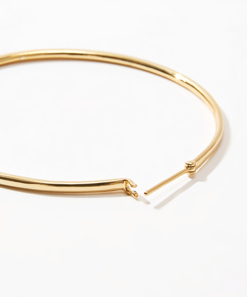 ARTIDA OUD（アルティーダウード）の「"bone"organic large フープピアス（ピアス（両耳用）・レディース・ゴールド・FREE）」の2枚目の写真