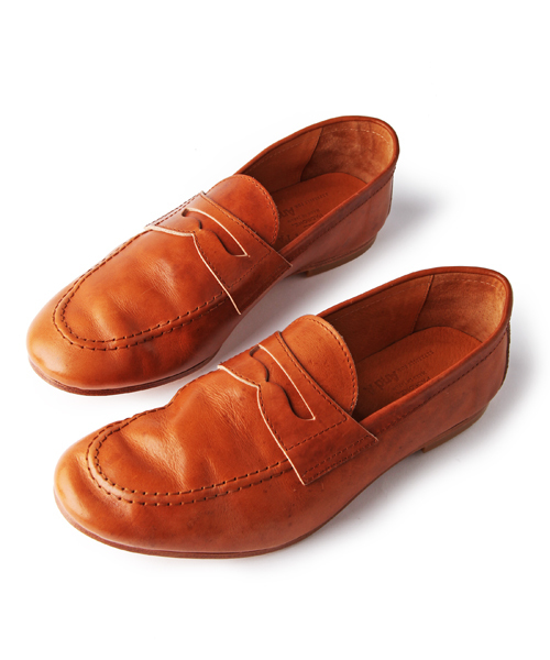 And A(アンドエー)の「COIN LOAFER (ARCOLLETTA PADRONE)(その他シューズ・メンズ・ライトブラウン/ブラック・25.5cm/26.5cm)」の9枚目の写真