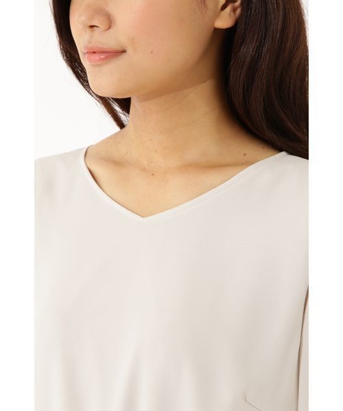 22 OCTOBRE(ヴァンドゥ-オクトーブル)の「エスパンディフレアスリーブワンピース(ワンピース・レディース・ネイビー/グレー/ブルー・40/38/36)」の4枚目の写真