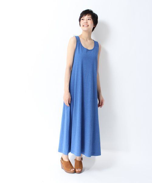 GLOBAL WORK(グローバルワーク)の「【GLOBAL WORK】カットマキシノースリーブワンピース(チュニック・レディース・グレー/ネイビー/パープル/グレー系その他/ブルー系その他/イエロー/オレンジ/その他・LARGE/MEDIUM)」の3枚目の写真