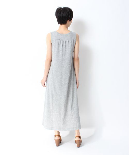 GLOBAL WORK(グローバルワーク)の「【GLOBAL WORK】カットマキシノースリーブワンピース(チュニック・レディース・グレー/ネイビー/パープル/グレー系その他/ブルー系その他/イエロー/オレンジ/その他・LARGE/MEDIUM)」の10枚目の写真