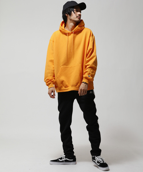 Champion(チャンピオン)の「【Champion】 プルオーバーパーカー/ビッグパーカー(パーカー・メンズ・ブラック/マルーン/ブルー系その他/ダークグリーン/レッド系その他/ロイヤルブルー/レッド/レッド系その他2/オレンジ/シルバーグレー/ホワイト/ネイビー/シルバー/ブルー系その他2/ゴールド・MEDIUM/LARGE/SMALL/X-LARGE)」の19枚目の写真