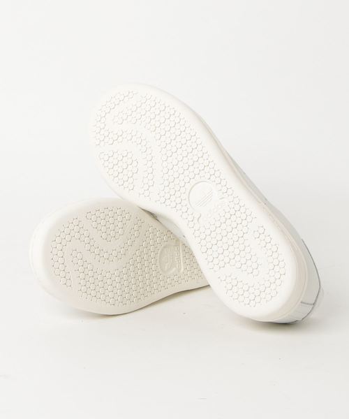 adidas（アディダス）の「スタンスミス プレミアム [Stan Smith Premium] オリジナルス（スニーカー・メンズ・ホワイト/ブラック・22.5cm/23.5cm/24.5cm/25.5cm/26.5cm/27.5cm/28.5cm/23.0cm/24.0cm/25.0cm/26.0cm/27.0cm/28.0cm/22.0cm/29.0cm）」の4枚目の写真
