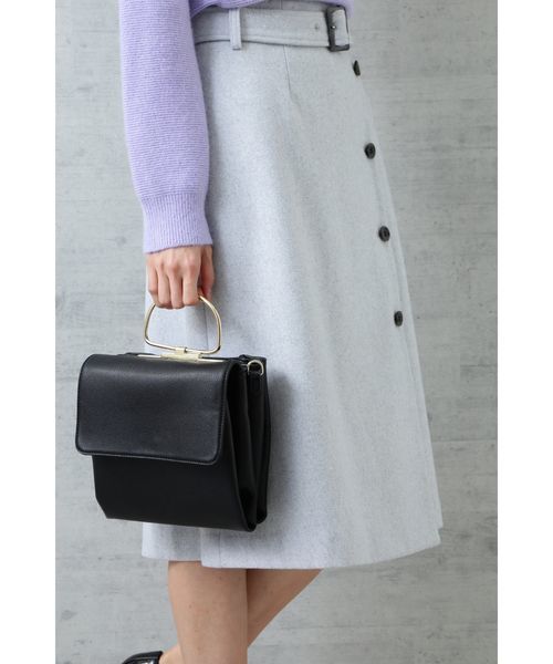 NATURAL BEAUTY BASIC（ナチュラルビューティーベーシック）の「センターメタルハンドルショルダー（ショルダーバッグ・レディース・ブラック/ピンク/ガンメタ・ﾌﾘ-）」の4枚目の写真