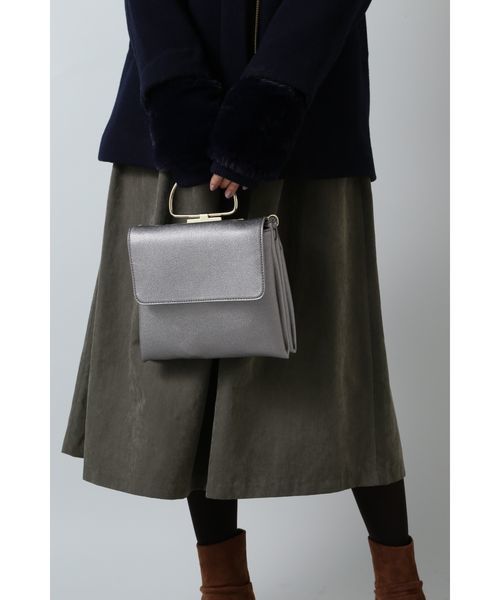 NATURAL BEAUTY BASIC（ナチュラルビューティーベーシック）の「センターメタルハンドルショルダー（ショルダーバッグ・レディース・ブラック/ピンク/ガンメタ・ﾌﾘ-）」の7枚目の写真