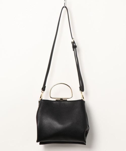 NATURAL BEAUTY BASIC（ナチュラルビューティーベーシック）の「センターメタルハンドルショルダー（ショルダーバッグ・レディース・ブラック/ピンク/ガンメタ・ﾌﾘ-）」の10枚目の写真
