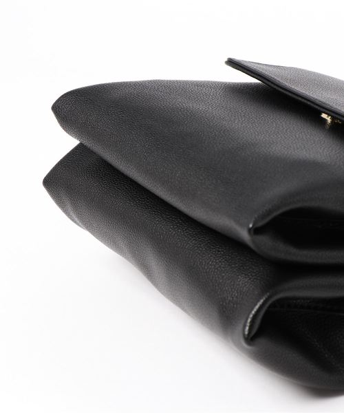 NATURAL BEAUTY BASIC（ナチュラルビューティーベーシック）の「センターメタルハンドルショルダー（ショルダーバッグ・レディース・ブラック/ピンク/ガンメタ・ﾌﾘ-）」の14枚目の写真