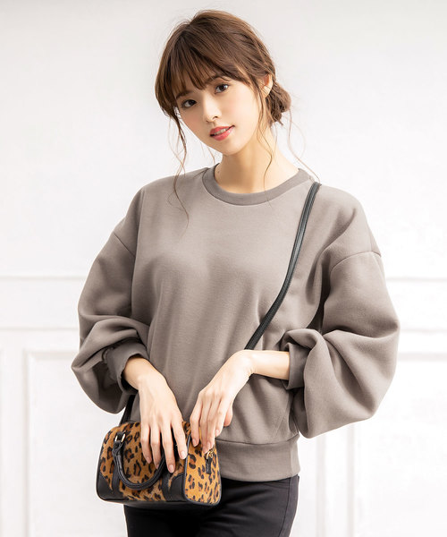 KOBE LETTUCE（コウベレタス）の「選べる2タイプ裏起毛バルーンスリーブスウェットプルオーバートップス＊レディース/トレーナー/パーカー[C3526]神戸レタス（パーカー・レディース・ブラック/パープル/ネイビー/グレー/オフホワイト/モカ/ホワイト系その他/ブラック系その他/グレー系その他/ブラウン系その他/ブルー系その他/パープル系その他/キャメル/イエロー系その他・FREE）」の7枚目の写真