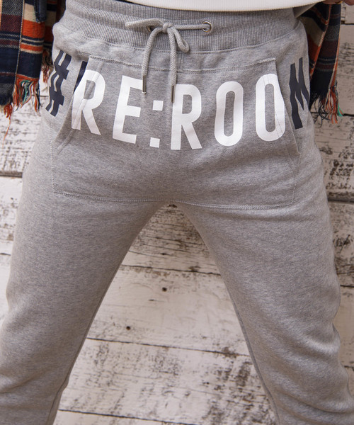 #Re:room(リルーム)の「カンガルーポケットビッグロゴスリムスウェットパンツ(スウェットパンツ・メンズ・ブラック/グレー・SMALL/MEDIUM/LARGE)」の20枚目の写真