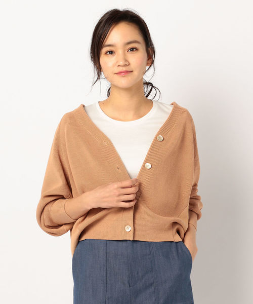 NOLLEY’S(ノーリーズ)の「片畦ゆったりVネックカーディガン(カーディガン/ボレロ・レディース・オフホワイト/グリーン/キャメル・38)」の3枚目の写真