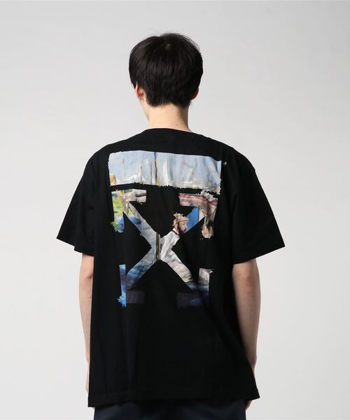 off white(オフホワイト)の「Off-White “COLORED ARROWS”オーバーTシャツ(Tシャツ/カットソー・メンズ・ブラック・SMALL)」の2枚目の写真