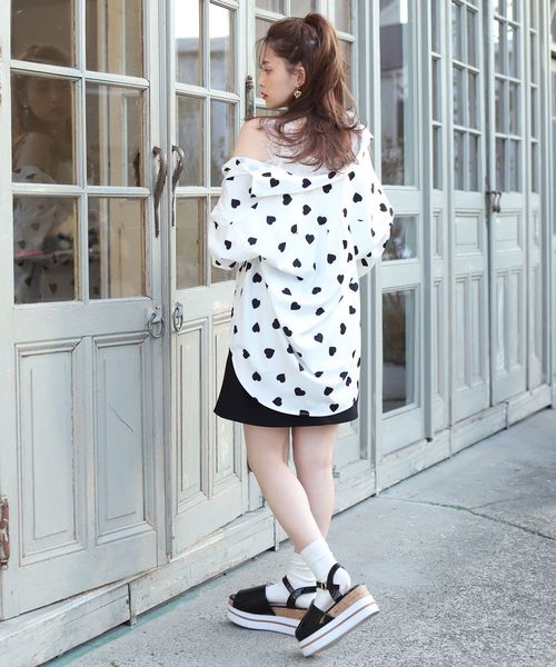 one after another NICE CLAUP（ワンアフターアナザーナイスクラップ）の「プリントビッグシルエットシャツ（シャツ/ブラウス・レディース・ホワイト系その他/ブラウン系その他/ベージュ系その他/チェック・FREE）」の6枚目の写真