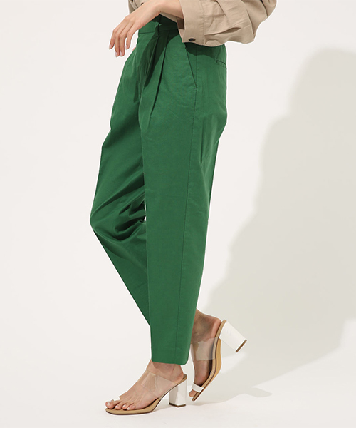 AZUL by moussy(アズールバイマウジー)の「LINEN TOUCH TAPERED PANTS / リネンタッチテーパードパンツ(その他パンツ・レディース・ブラウン/グリーン・SMALL/MEDIUM)」の17枚目の写真